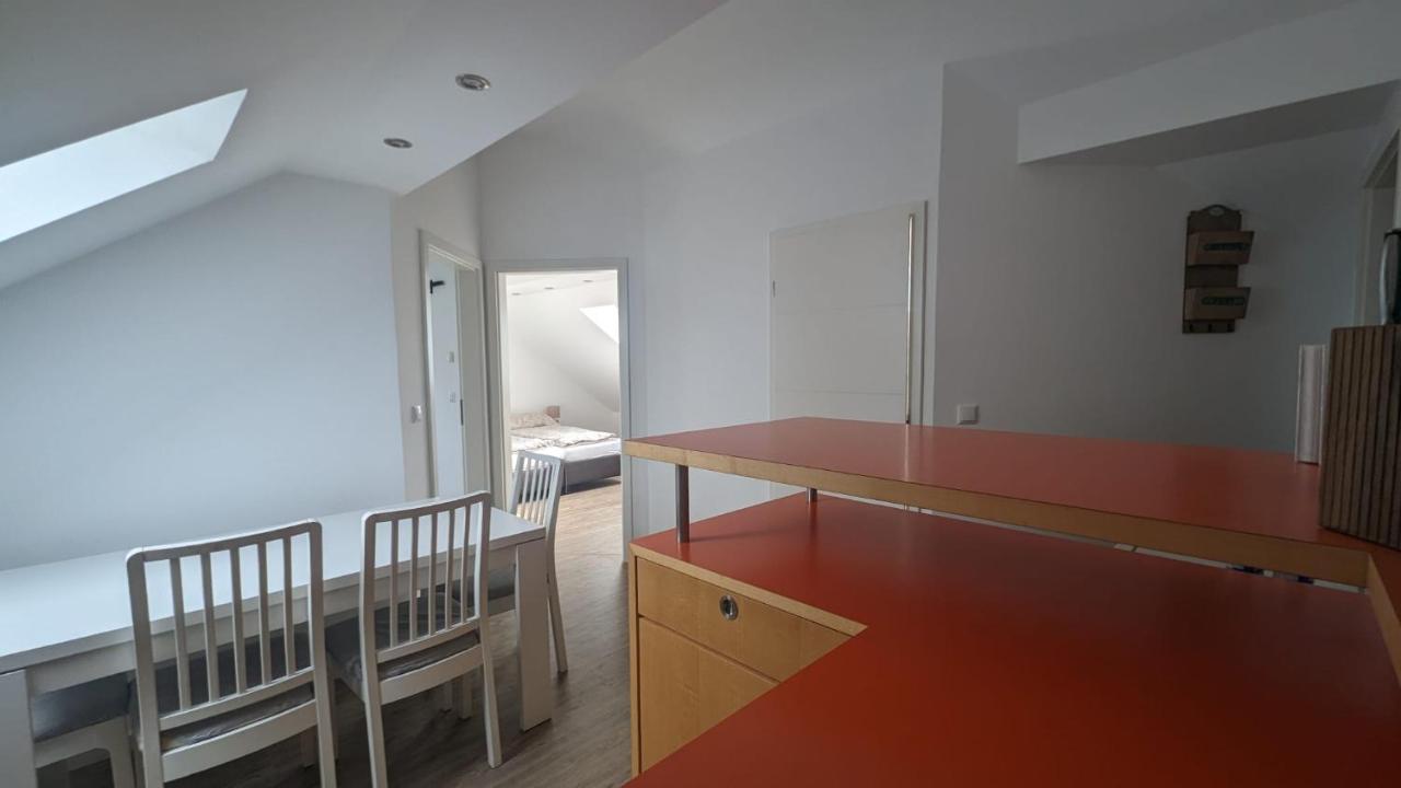 Helle Wohnung Mit Zwei Schlafzimmern Eching  Buitenkant foto