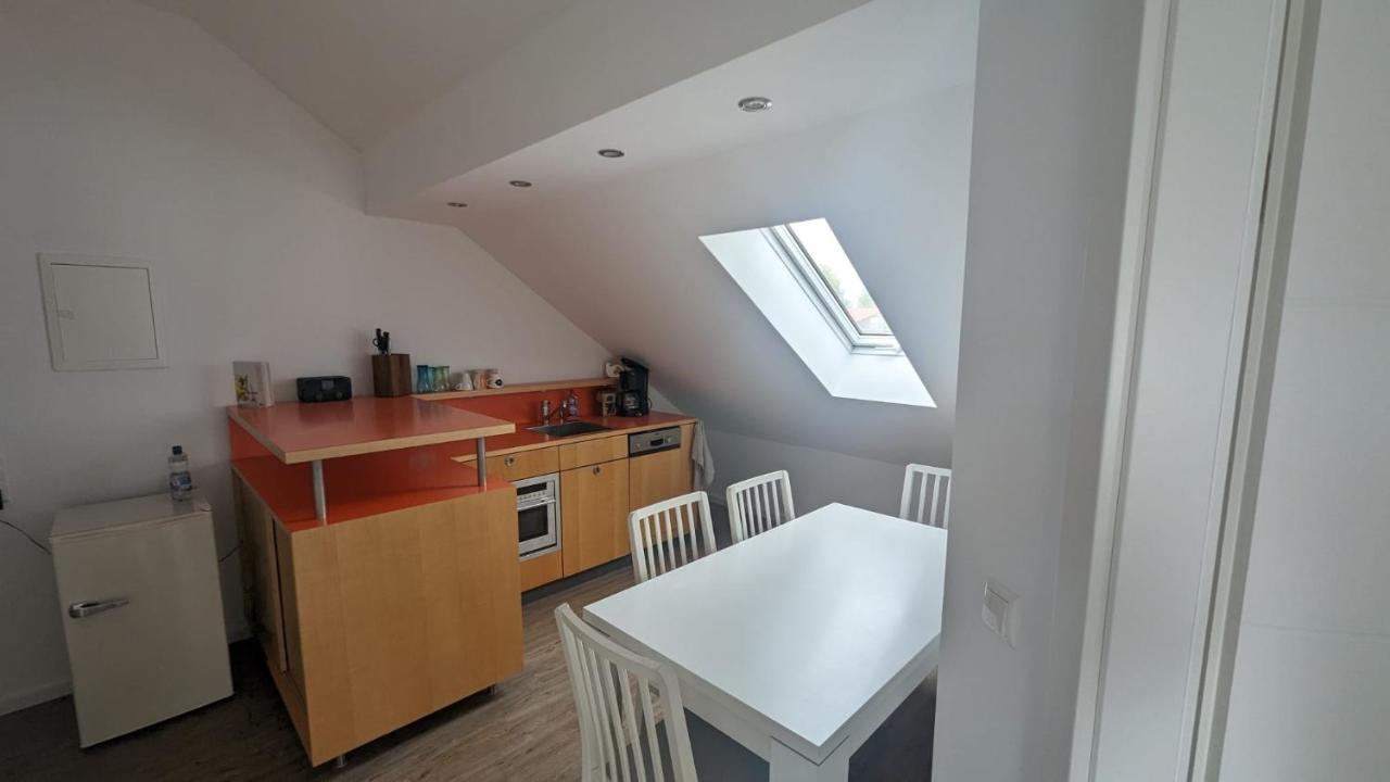 Helle Wohnung Mit Zwei Schlafzimmern Eching  Buitenkant foto